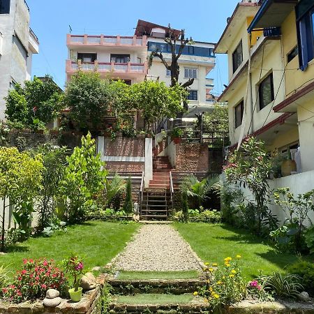 Birds Nest Hostel Catmandu Exterior foto