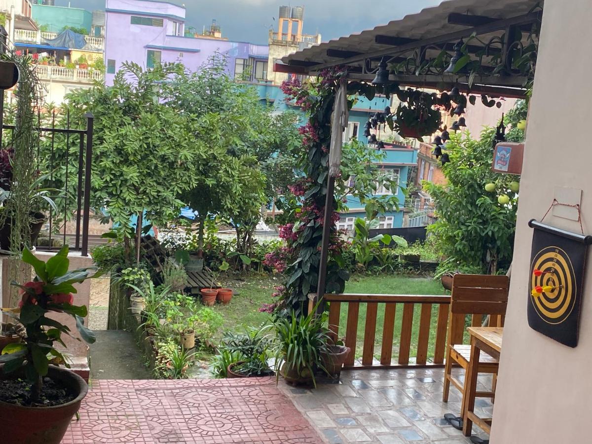 Birds Nest Hostel Catmandu Exterior foto