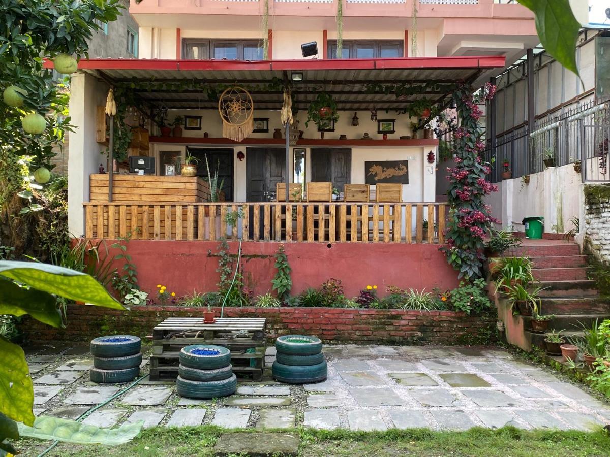 Birds Nest Hostel Catmandu Exterior foto