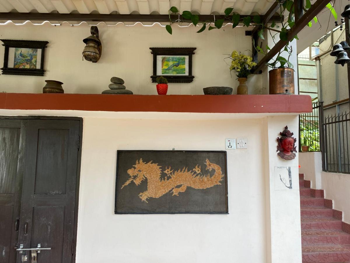 Birds Nest Hostel Catmandu Exterior foto