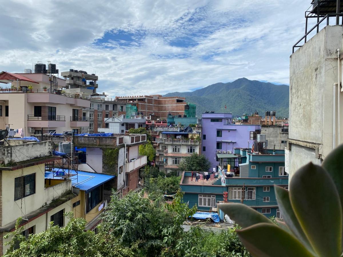 Birds Nest Hostel Catmandu Exterior foto