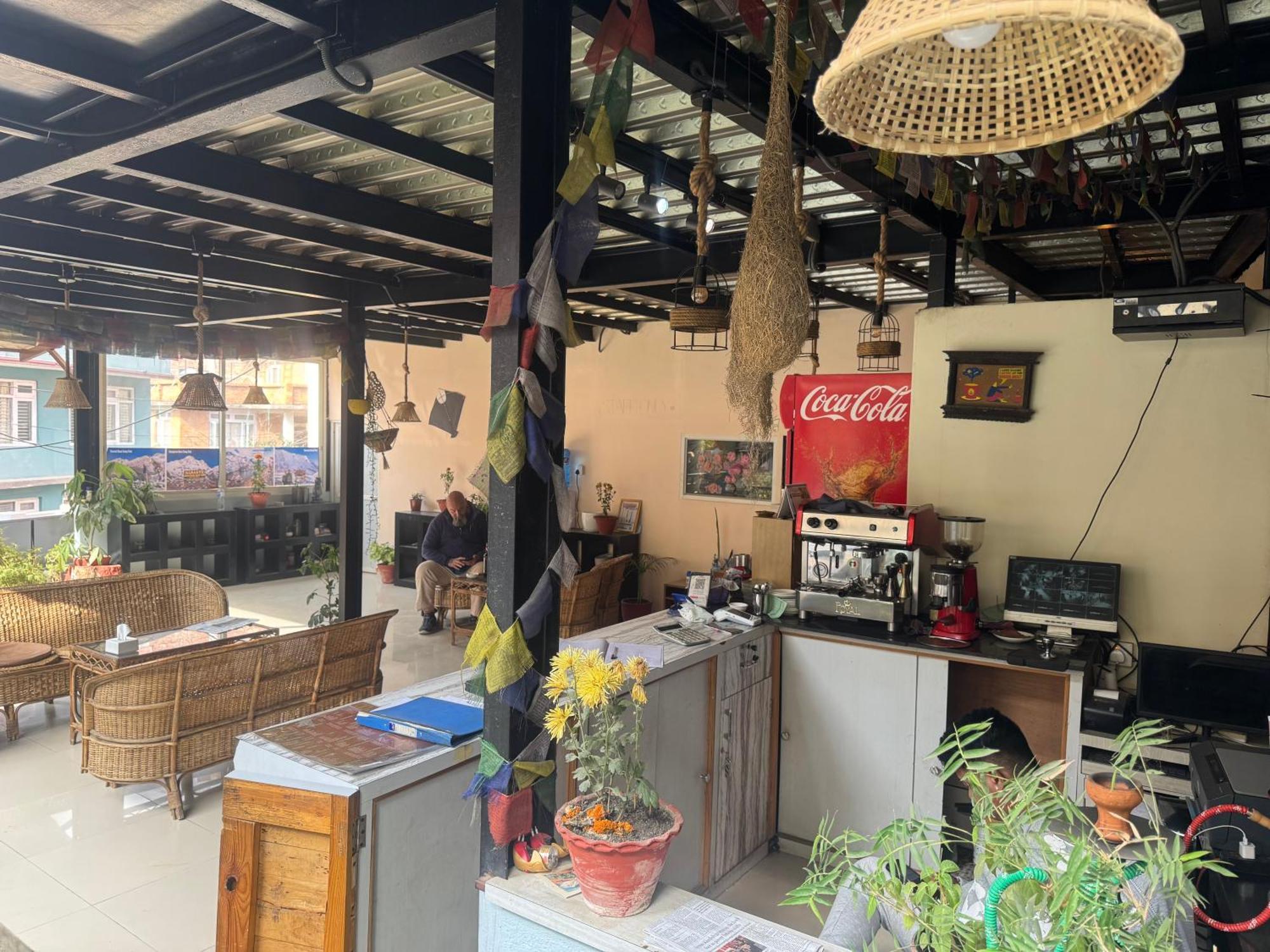 Birds Nest Hostel Catmandu Exterior foto