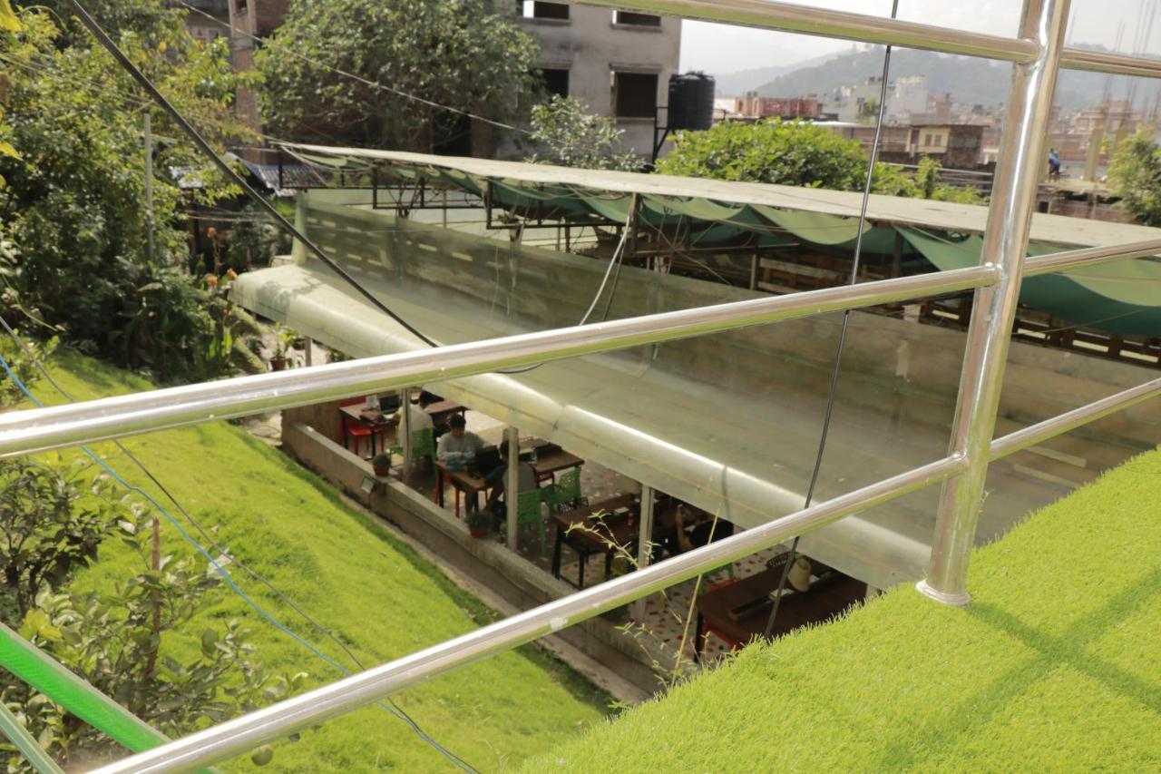 Birds Nest Hostel Catmandu Exterior foto